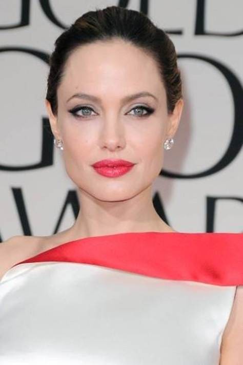 Loat trang suc, phu kien gia khung cua Angela Jolie-Hinh-9