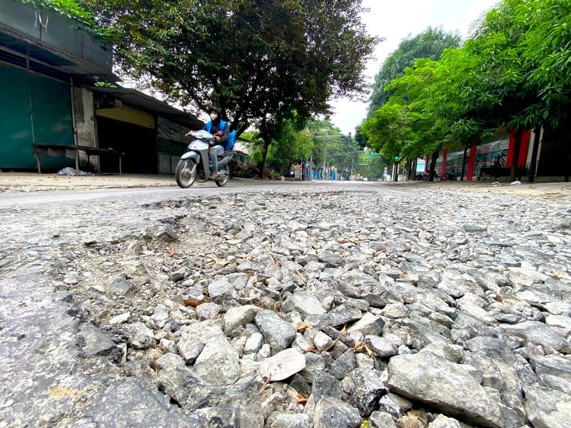 Con duong dau kho nhat thanh pho Vinh-Hinh-16