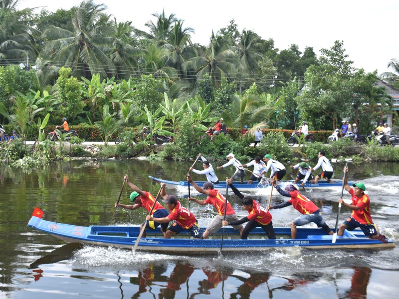 Giai dua vo lai chao mung Ngay hoi Dai doan ket dan toc-Hinh-5