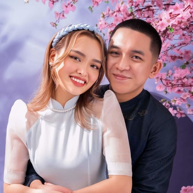 Linda Ngo - Phong Dat: Hen ho nam 17 tuoi, tung muon chia tay