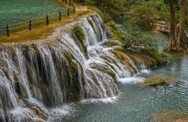 Thac Dai Yem - Vien ngoc quy noi cao nguyen Moc Chau-Hinh-2