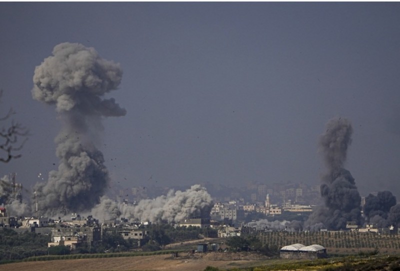 Israel su dung bom dia chan tan cong Gaza