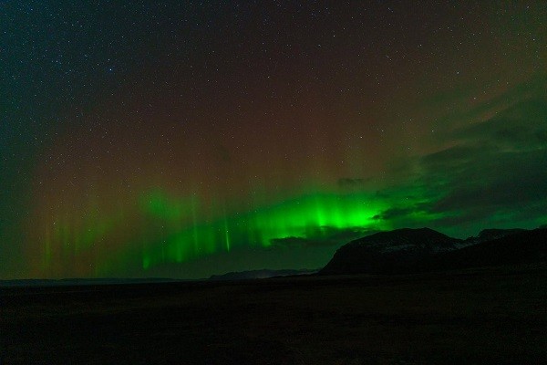 Bac cuc quang ‘nhuom xanh’ bau troi Iceland-Hinh-4