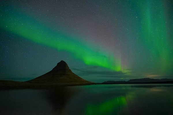 Bac cuc quang ‘nhuom xanh’ bau troi Iceland-Hinh-8