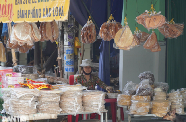 Phu nu lang banh kiem tien trieu moi ngay-Hinh-5