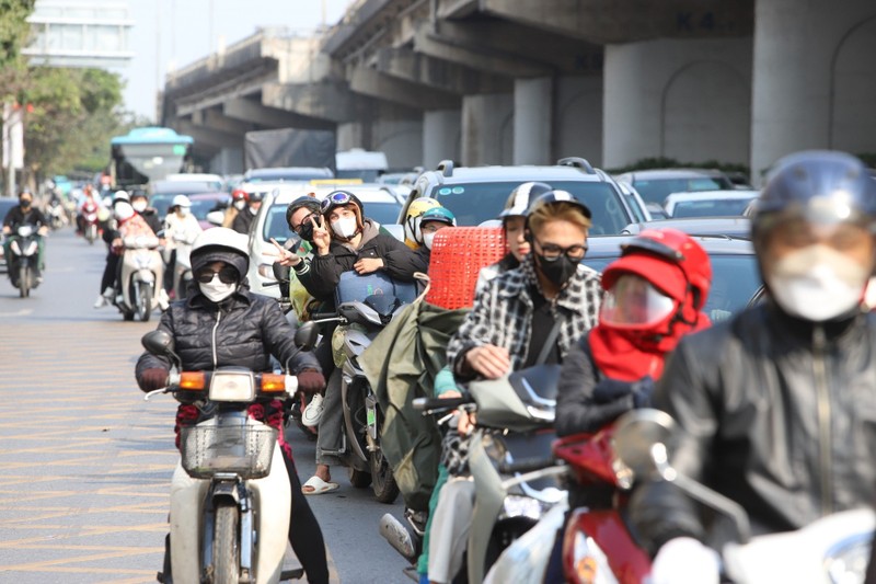 Nguoi dan tro lai Ha Noi som, cao toc un hang cay so-Hinh-9