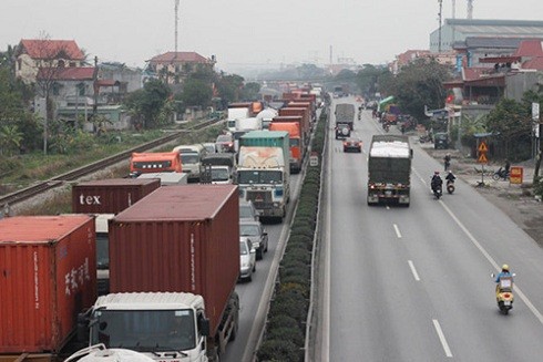 Phong chong dich COVID-19: Nhung phuong tien nao duoc di tren Quoc lo 5?