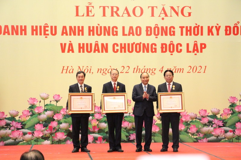 Chu tich Nguyen Xuan Phuc: VUSTA la noi tap hop, lan toa cua cac nha khoa hoc Viet-Hinh-2