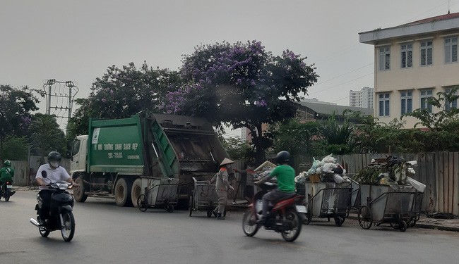 Cong ty moi truong gay o nhiem moi truong giua Thu do Ha Noi-Hinh-10