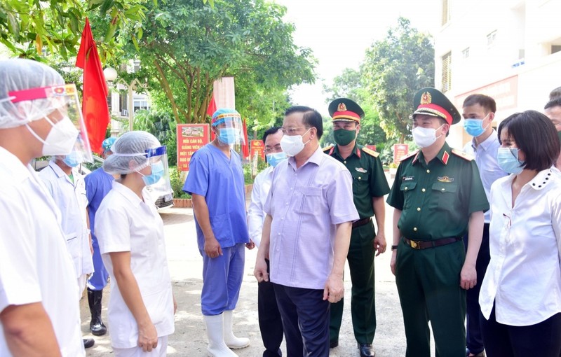 Ha Noi: Trung dung chung cu chua ban giao de lam benh vien da chien