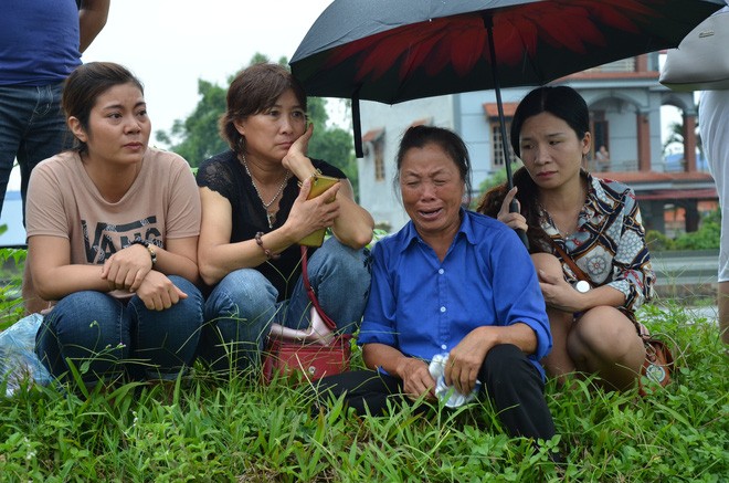 Vu lui xe tren cao toc: Tai xe Le Ngoc Hoang ra tu-Hinh-12