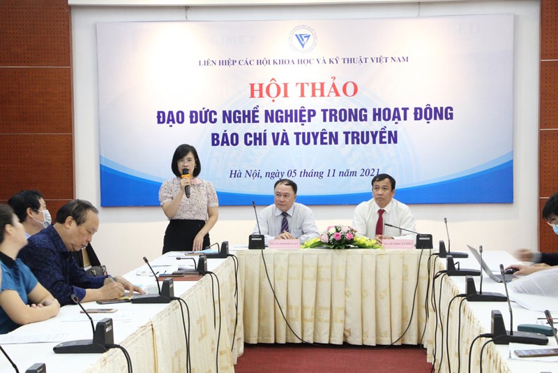 Dao duc nghe nghiep trong hoat dong bao chi va truyen thong