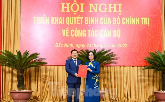 Ong Nguyen Anh Tuan lam Bi thu Tinh uy Bac Ninh