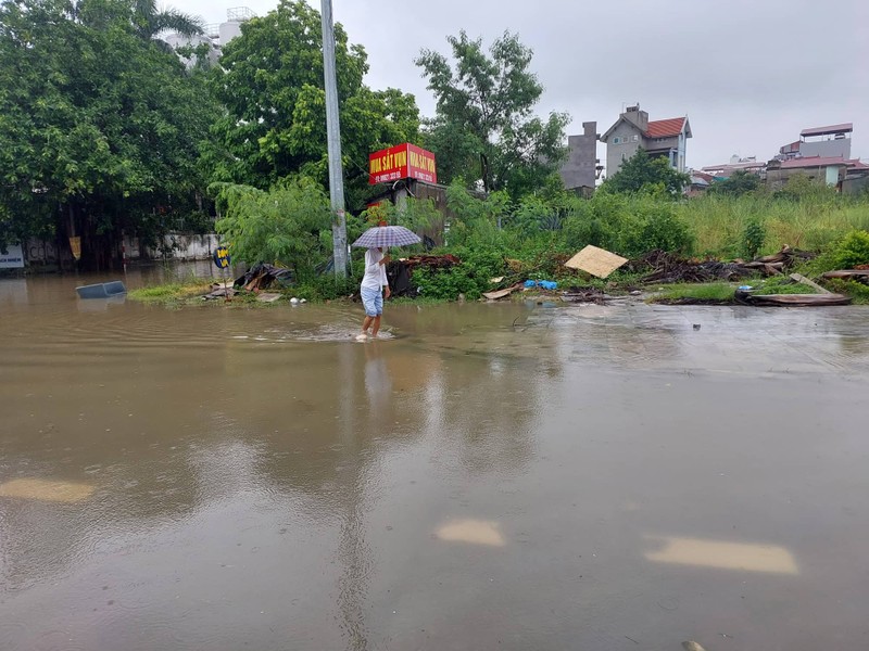 Ha Noi: Cum cong nghiep Tu Liem ngap trong bien nuoc-Hinh-3