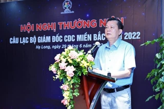 Nguyen giam doc CDC Quang Ninh bi ky luat vi tiec chia tay