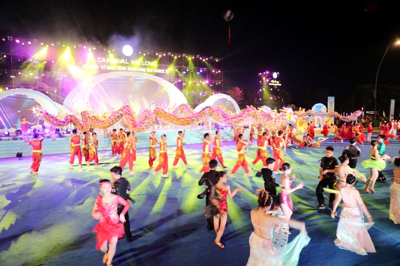 Diem hap dan o Carnaval Ha Long nam 2023