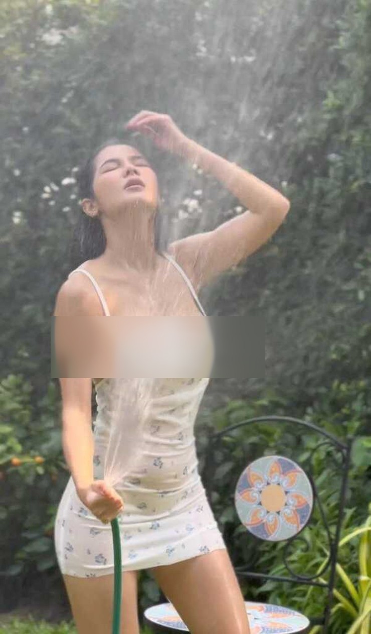 Le hoi te nuoc Songkran, dan my nu Thai khoe than hinh goi cam-Hinh-5