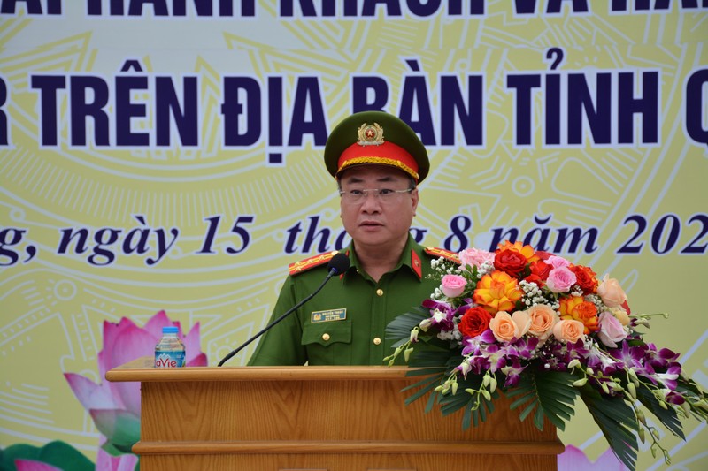 Quang Ninh “siet” xe vi pham van tai hanh khach, container-Hinh-3