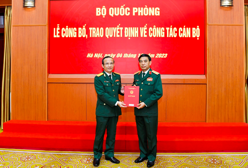 Benh vien Trung uong Quan doi 108 co tan Giam doc