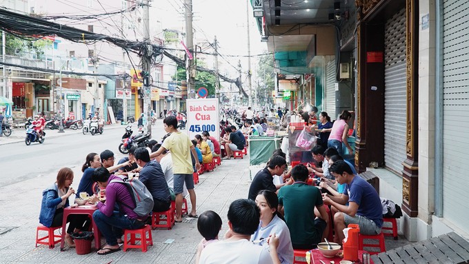 TS Pham Quang Long: Nen ung ho thu phi via he