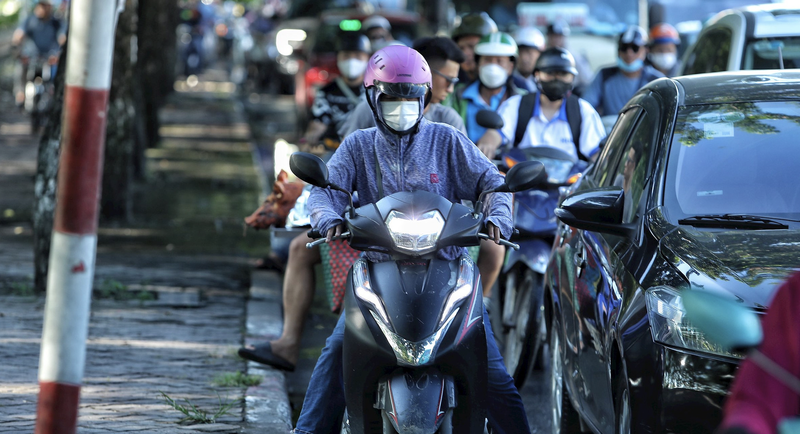 Giao thong Ha Noi “ngat tho” gio tan tam chieu 30/8-Hinh-3