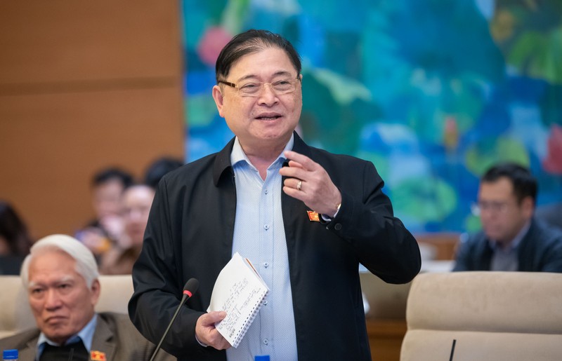ĐBQH đóng góp ý kiến tháo gỡ vướng mắc trong hoạt động KHCN - Hình 2 DBQH dong gop y kien thao go vuong mac trong hoat dong KHCN-Hinh-2