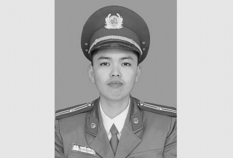 Cấp Bằng Tổ quốc ghi công cho Thiếu tá Nguyễn Đăng Khải Cap Bang To quoc ghi cong cho Thieu ta Nguyen Dang Khai