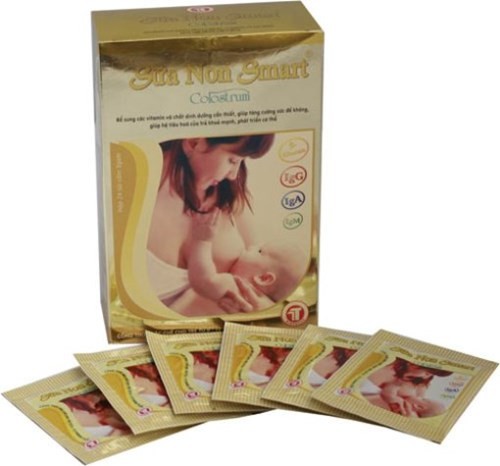 Dung luu hanh com sua non Smart Colostrum New