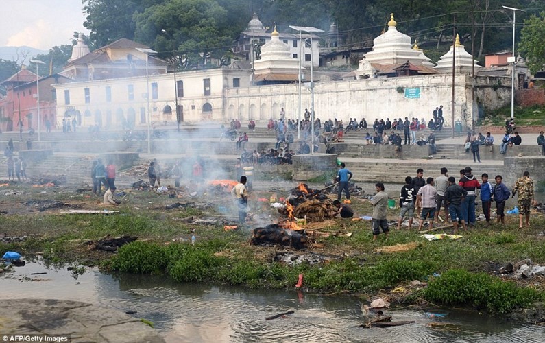 Khong du cho thieu xac nan nhan dong dat o Nepal-Hinh-17