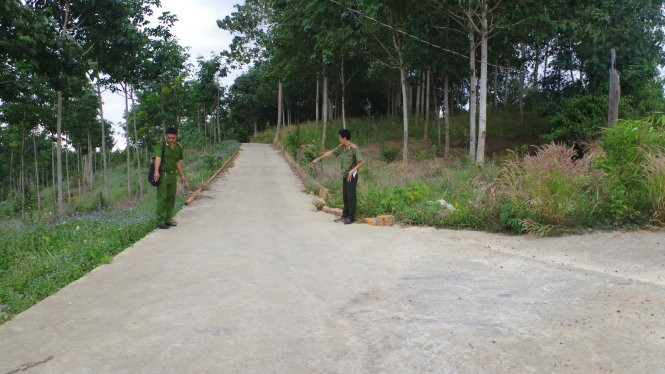 Khoi to chu tich xa ‘nan duong’ vao nha rieng