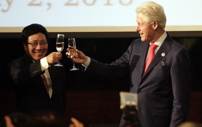 Anh ong Bill Clinton tai le ky niem 20 nam quan he Viet-My