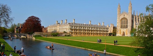 Kham pha cuoc song vuong gia trong Dai hoc Cambridge o Anh