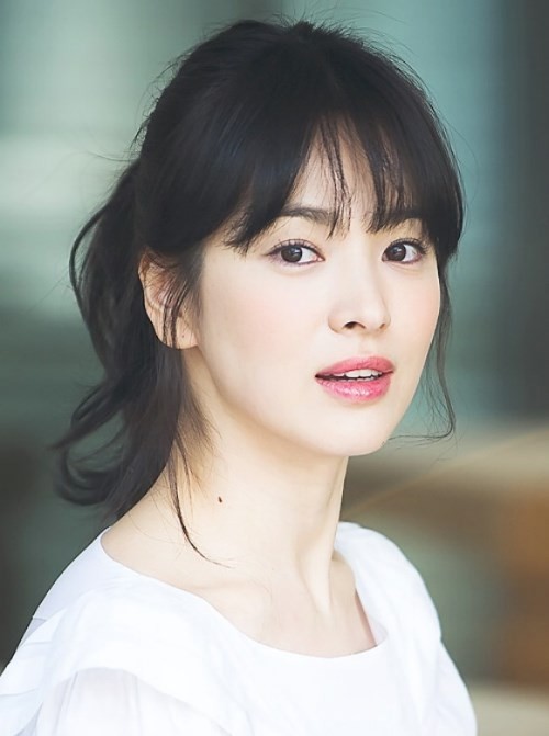 Bi quyet giup Song Hye Kyo luon rang ro nhu gai doi muoi-Hinh-2
