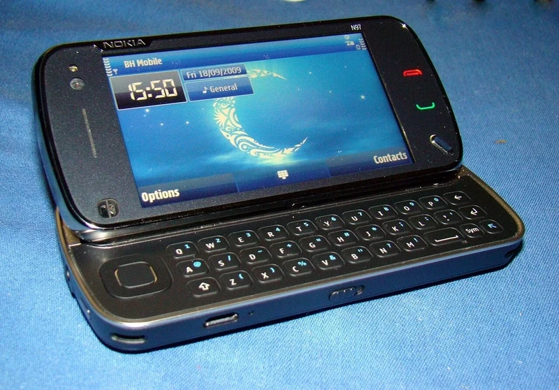 Ho bien Nokia N97 thanh may choi game sieu dinh... nhin la me-Hinh-9