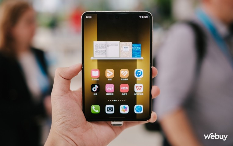 Tren tay smartphone gap doc di nhat the gioi, chi Huawei lam duoc