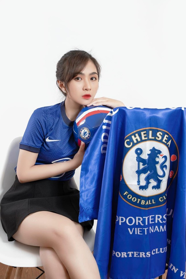 Nguoi dep 17 nam yeu doi bong Chelsea uoc tro thanh dien vien noi tieng-Hinh-2