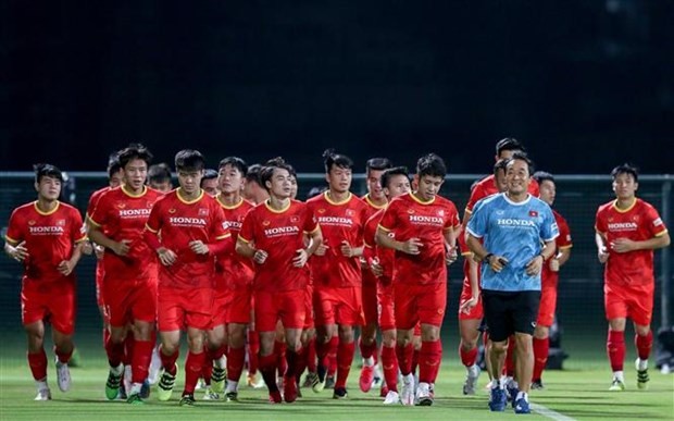 Vong loai World Cup 2022: Viet Nam doi dau UAE voi doi hinh nao?