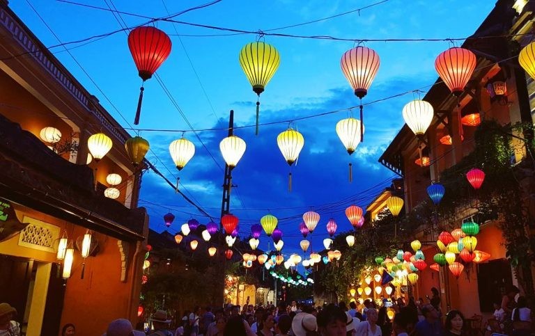 Hoi An lot top thanh pho khong o to, canh dep den nao long-Hinh-7