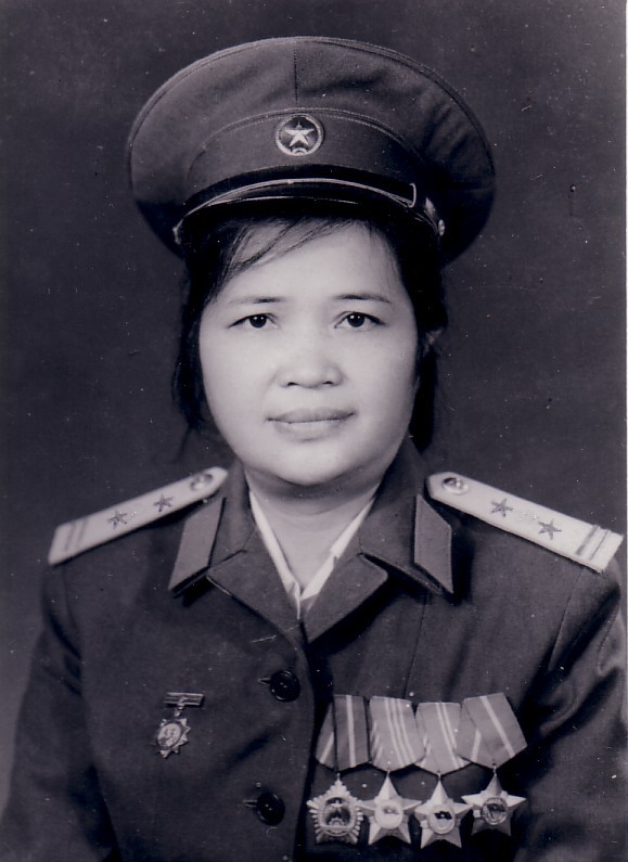 Chan dung nu giai phong quan keo co To quoc ngay Doc lap 2/9/1945