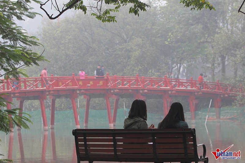 Du bao thoi tiet 5/11: Mien Bac suong mu, Ha Noi troi dep