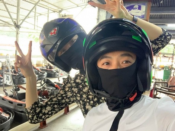 Cuong Do La, Dam Thu Trang dua con trai di “dua xe”