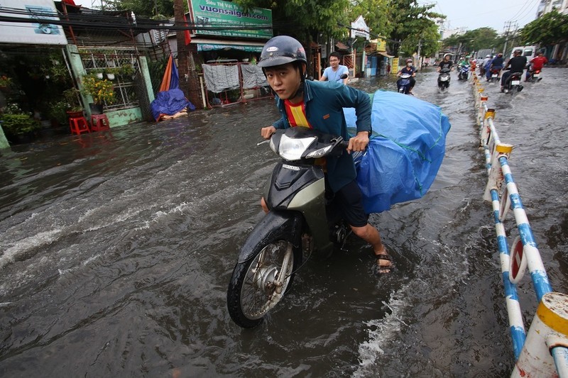 Mua sam sap hon 30 phut o Sai Gon, duong lai thanh song-Hinh-5