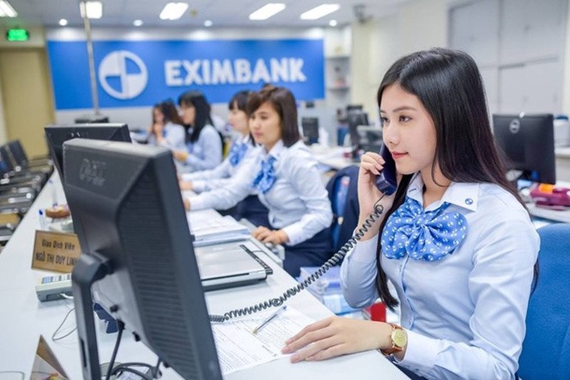 Eximbank lai 'lum xum' nhan su, ke toan truong bat ngo xin nghi viec