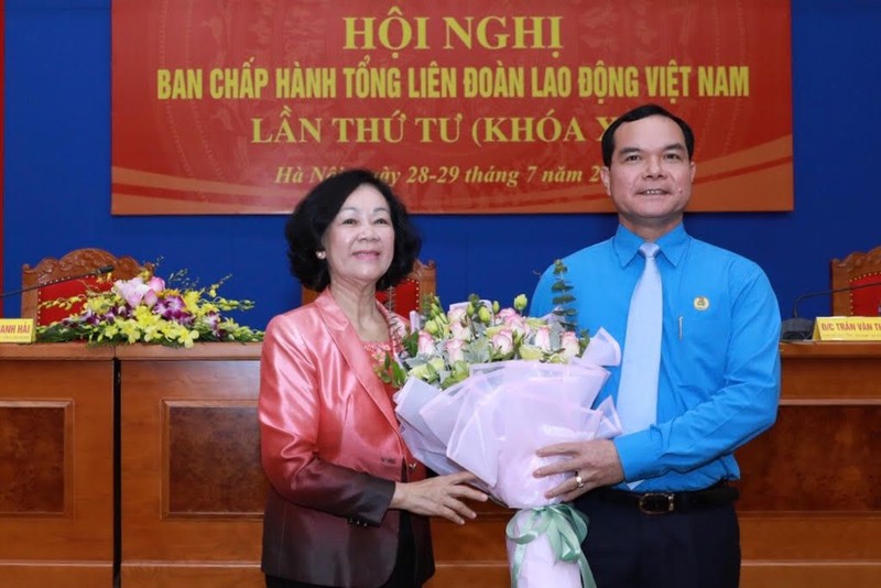 Ong Nguyen Dinh Khang duoc bau lam Chu tich Tong Lien doan Lao dong Viet Nam​