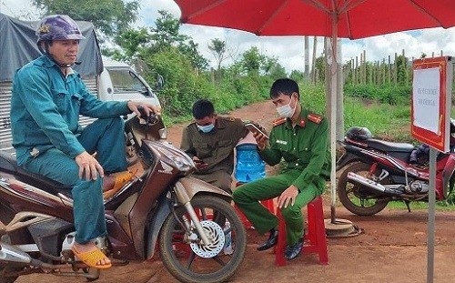 Tiem vaccine van nhiem benh bach hau, bac si ly giai khong ngo