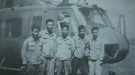 Chuyen bay it biet cua truc thang UH-1 ra Truong Sa-Hinh-3