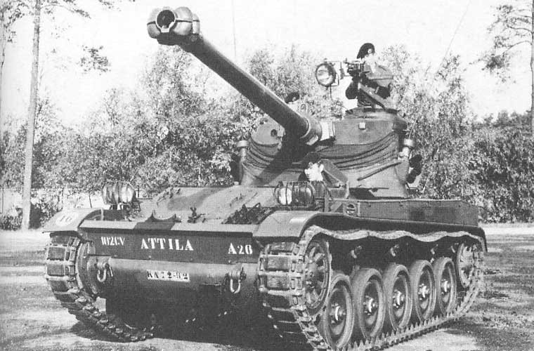 Vi sao Viet Nam so huu xe tang AMX-13 cua Phap?-Hinh-3