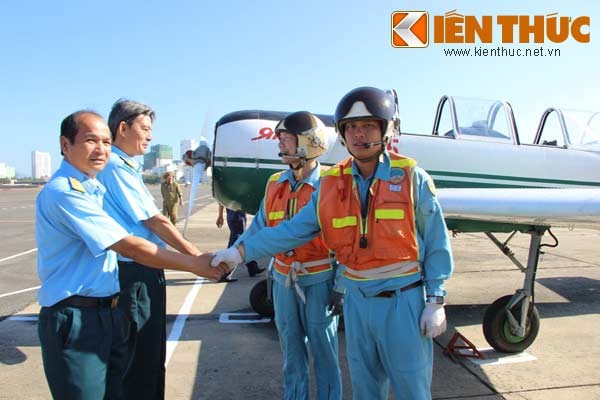 May bay Yak-52 Khong quan Viet Nam bay khai xuan-Hinh-5