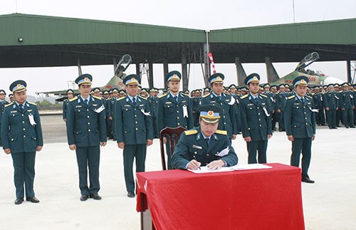 Trung doan 923 ra quan huan luyen voi Su-30MK2-Hinh-9