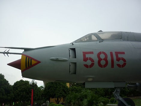 May bay Su-22 gop cong bao ve Truong Sa the nao?-Hinh-2